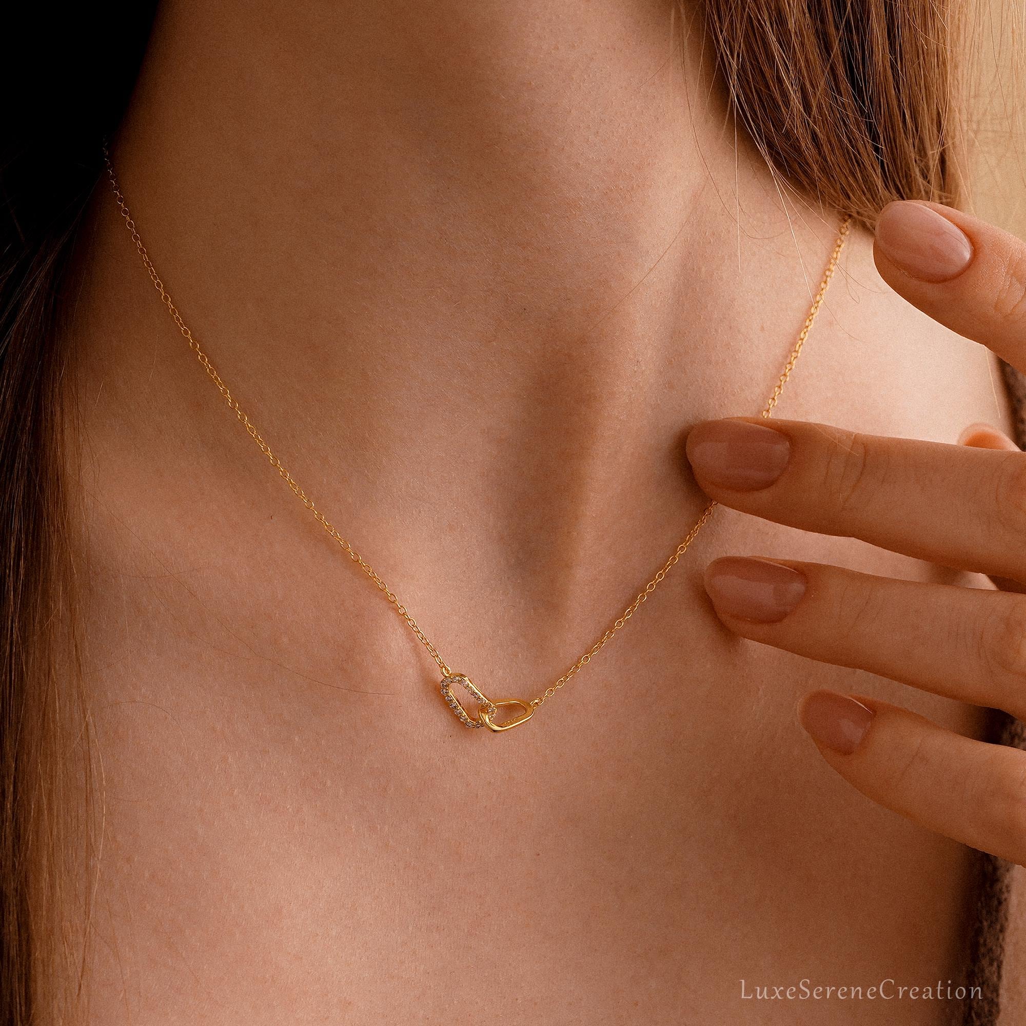 Paperclip Chain Necklace Minimalist Cross Over Double Buckle Paperclip Chain Necklace Minimalist Cross Over Double Buckle