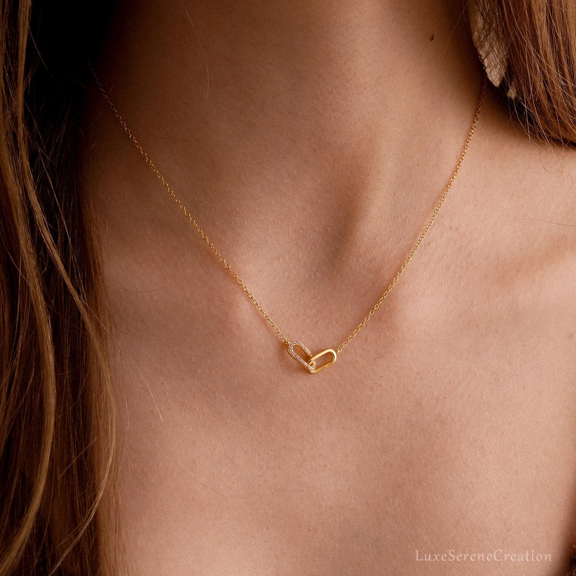 Paperclip Chain Necklace Minimalist Cross Over Double Buckle Paperclip Chain Necklace Minimalist Cross Over Double Buckle